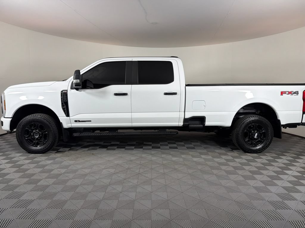 Used 2024 Ford F250 XL w/ STX Appearance Package AWD/4WD image 6