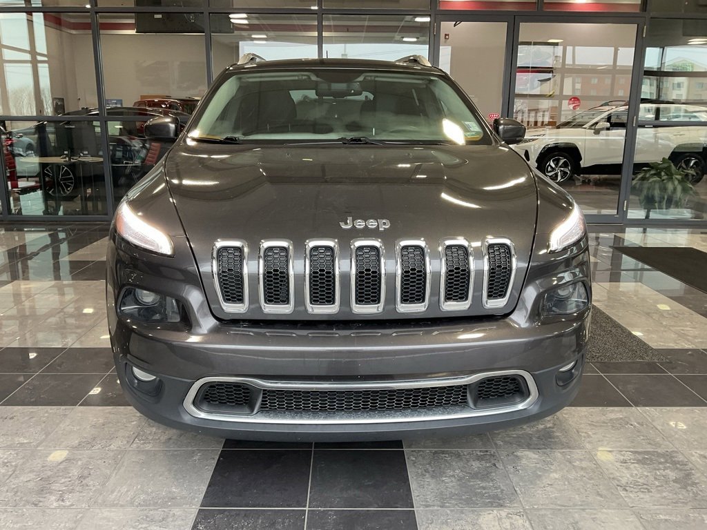 Used 2015 Jeep Cherokee Limited w/ Trailer Tow Group image 2