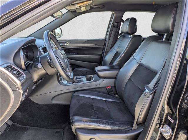 Used 2017 Jeep Grand Cherokee Altitude RWD image 15