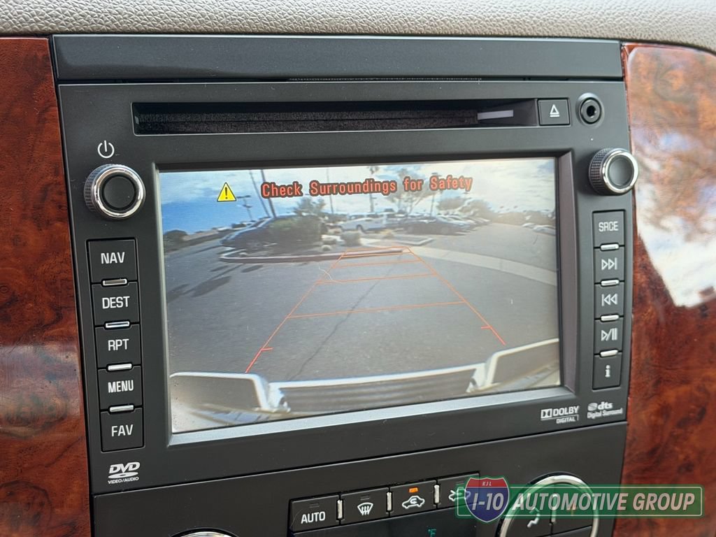 Used 2013 Chevrolet Avalanche LTZ AWD/4WD image 29