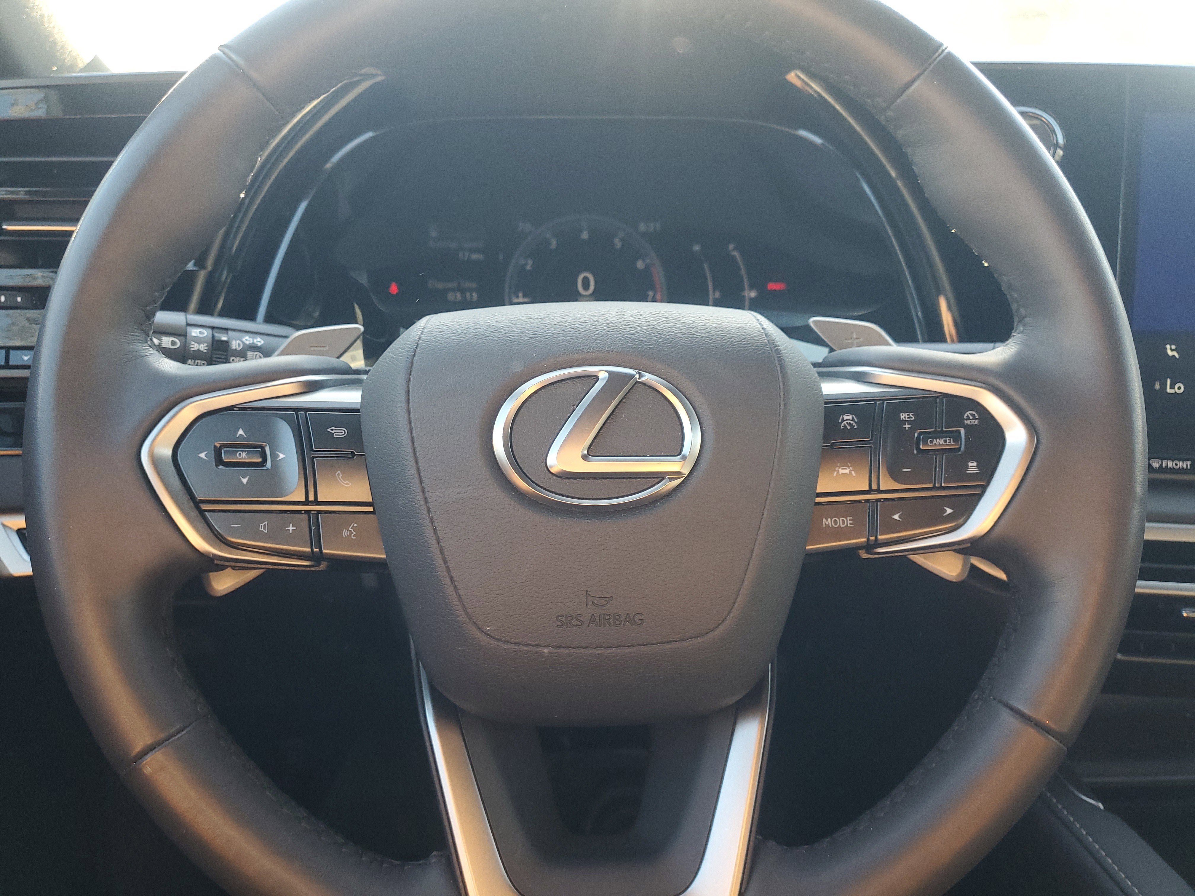 Used 2024 Lexus RX 350 FWD w/ Technology Package image 20
