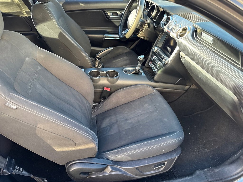 Used 2019 Ford Mustang Coupe w/ Ecoboost Performance Package image 7