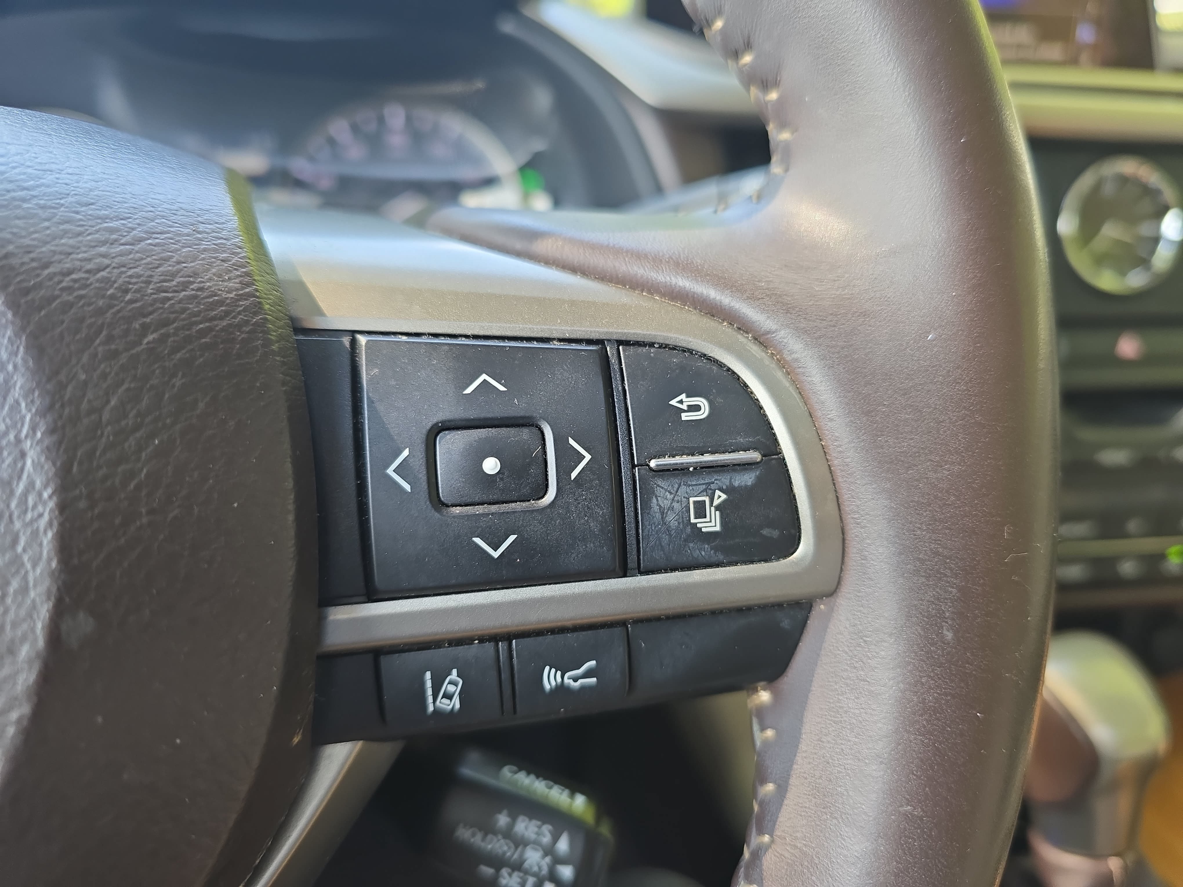 Used 2017 Lexus RX 350 FWD w/ Premium Package image 15