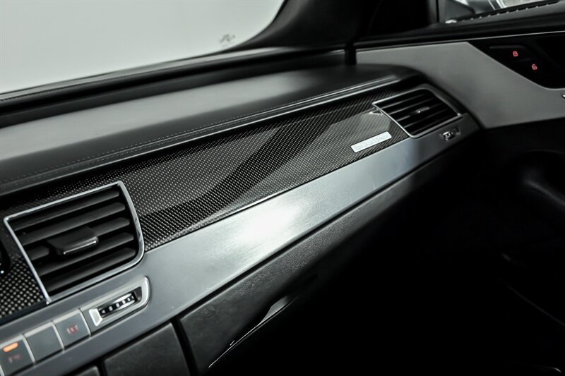 Used 2016 Audi S8 AWD/4WD image 37