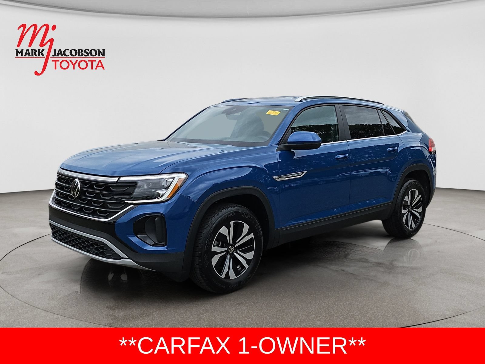 Used 2025 Volkswagen Atlas Cross Sport SE FWD image 1