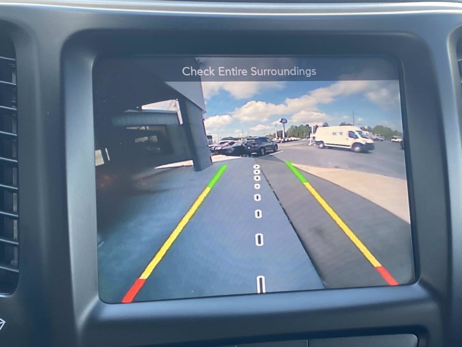Used 2018 Jeep Cherokee Limited FWD image 23