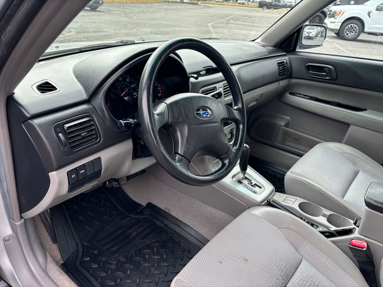 Used 2004 Subaru Forester 2.5X AWD/4WD image 13