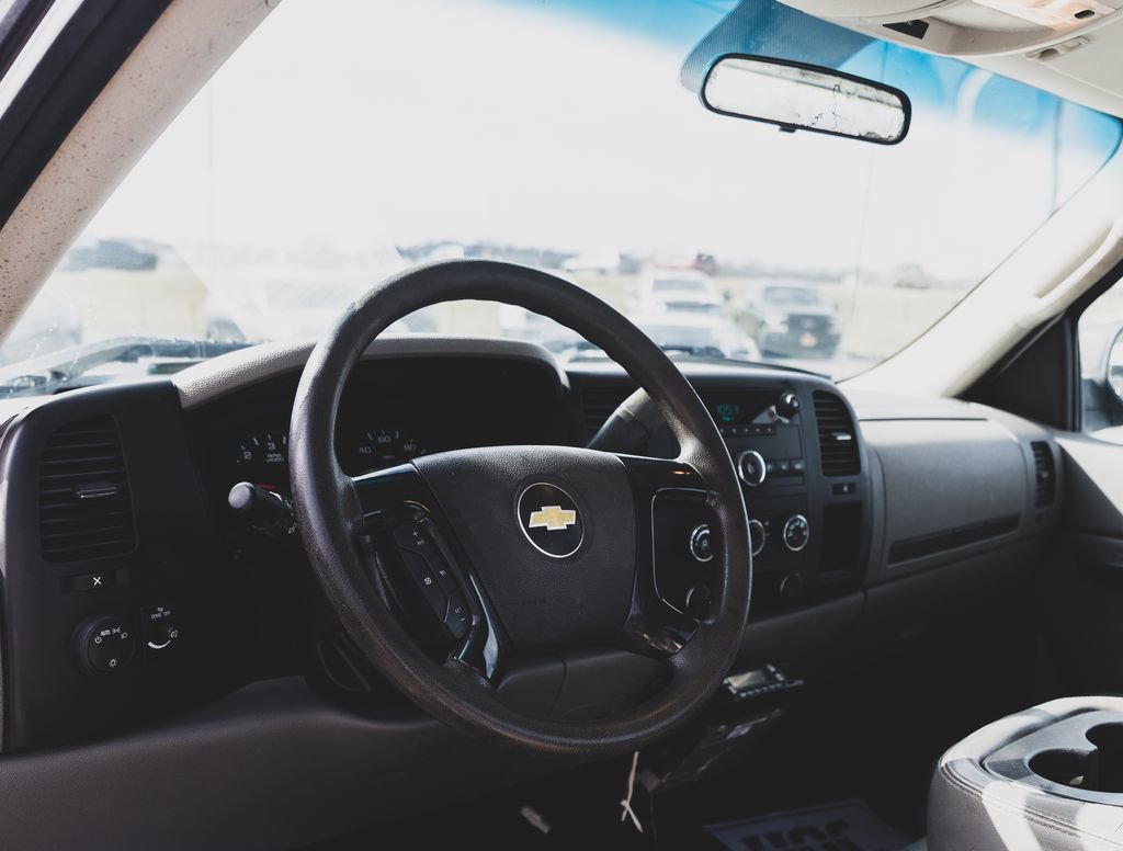 Used 2013 Chevrolet Silverado 1500 W/T image 6