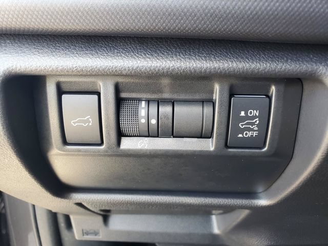 Used 2025 Subaru Forester Premium AWD/4WD image 14