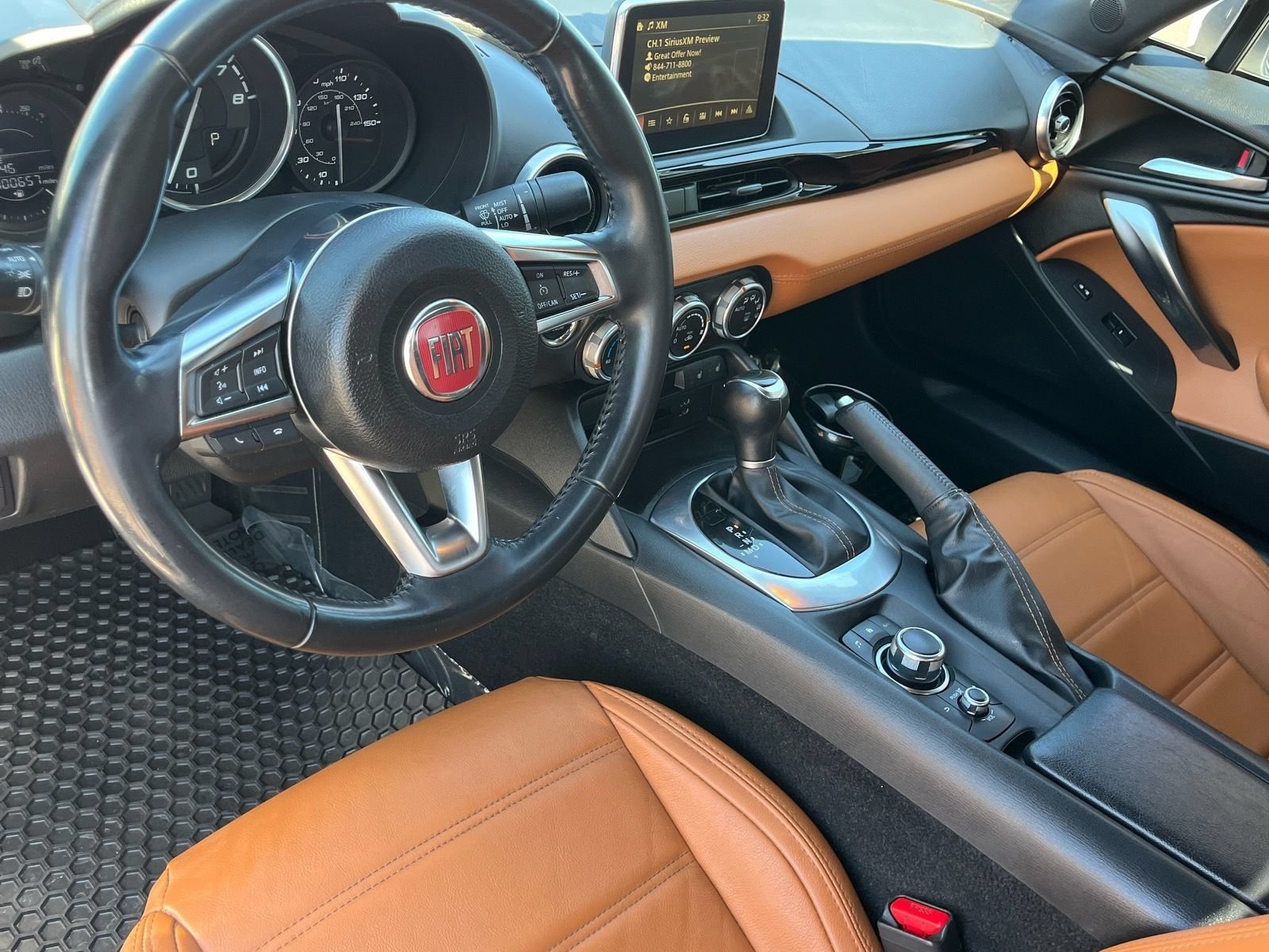 Used 2017 FIAT 124 Spider Lusso RWD image 13