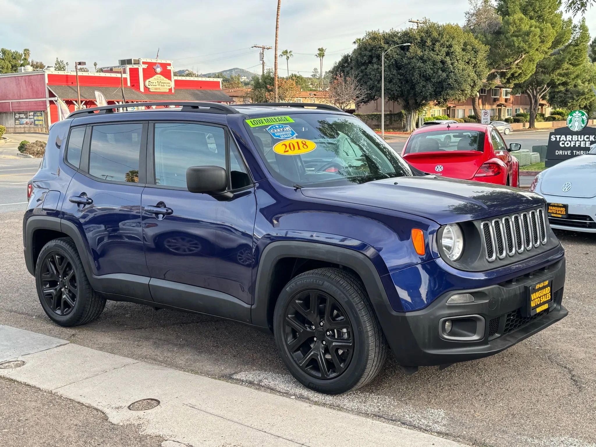Used 2018 Jeep Renegade Sport w/ Power & Air Group FWD image 2