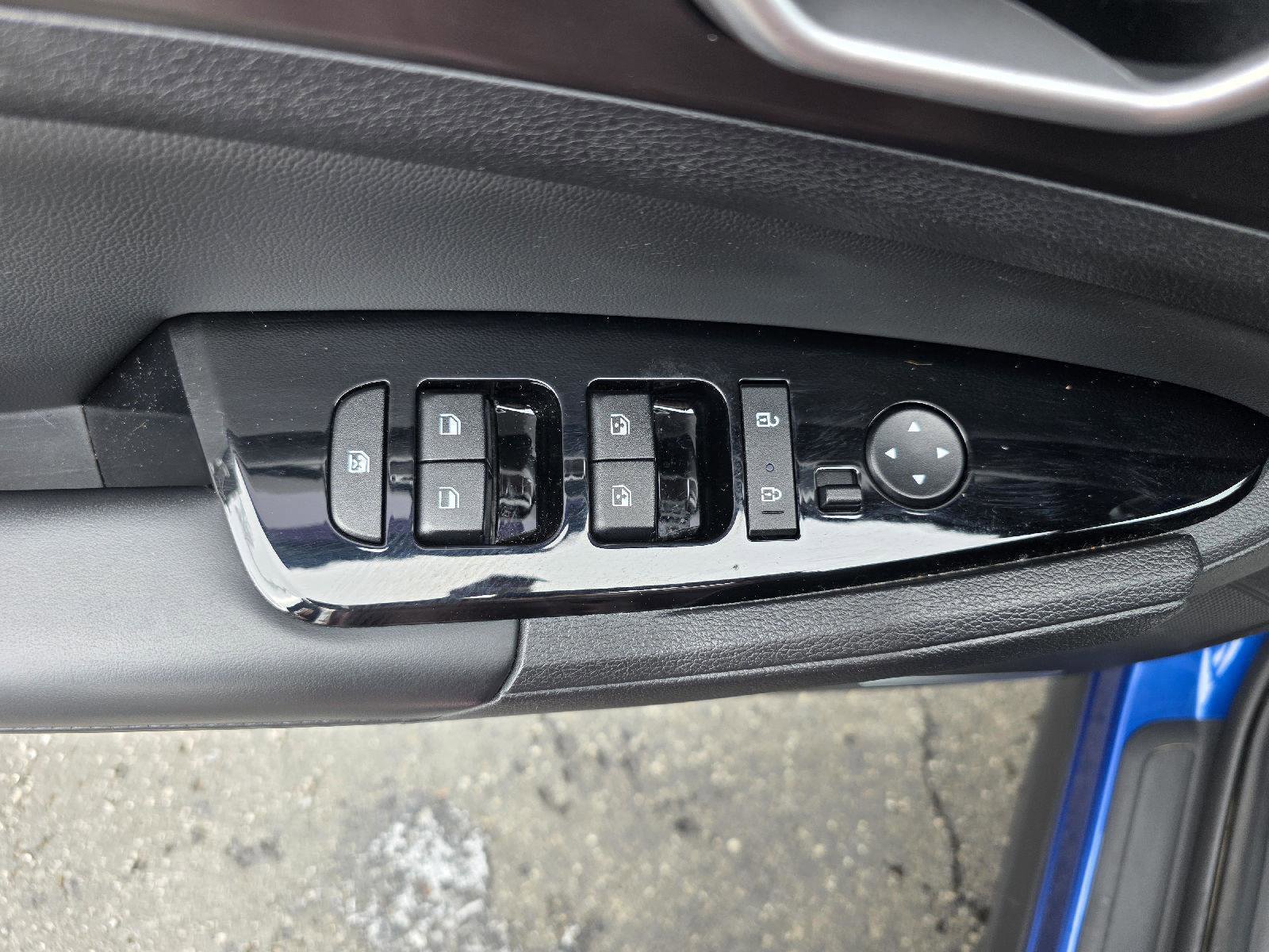 Used 2023 Kia Sportage EX image 13