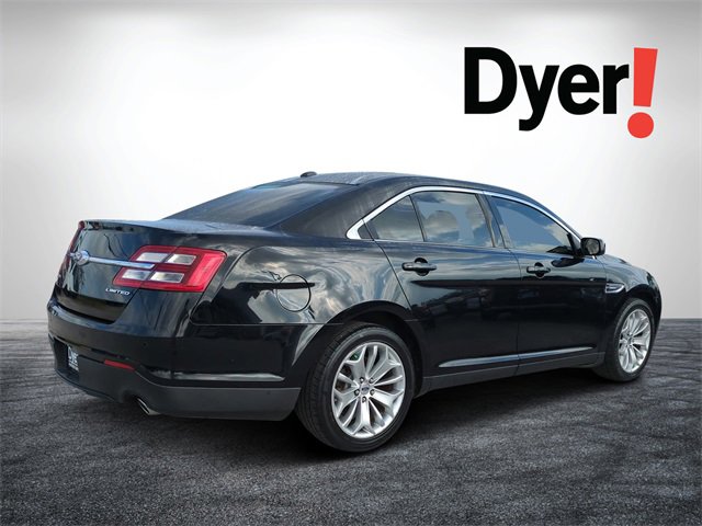 Used 2019 Ford Taurus Limited image 3