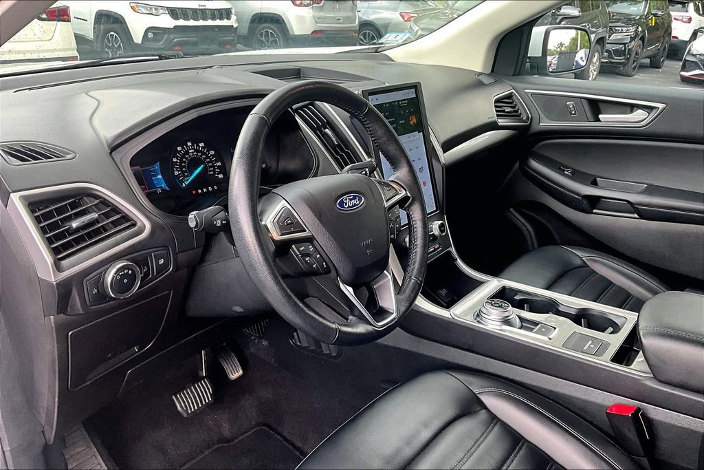 Used 2024 Ford Edge SEL AWD/4WD image 17