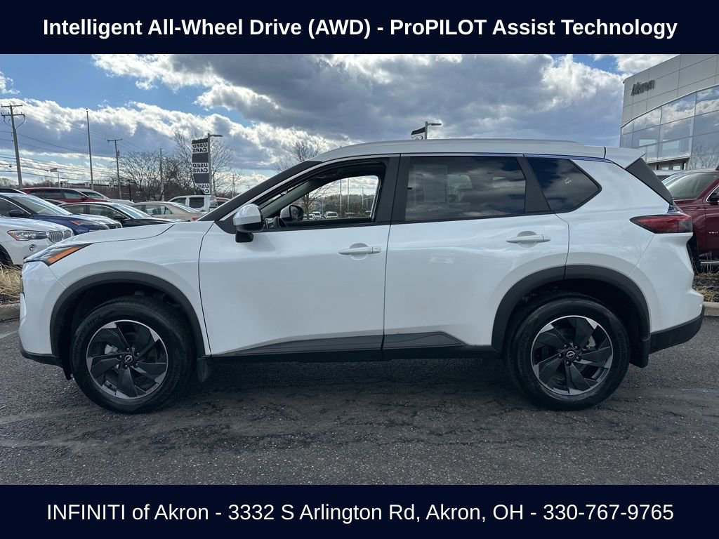 Used 2026 Nissan Rogue SV w/ SV Premium Package AWD/4WD image 8