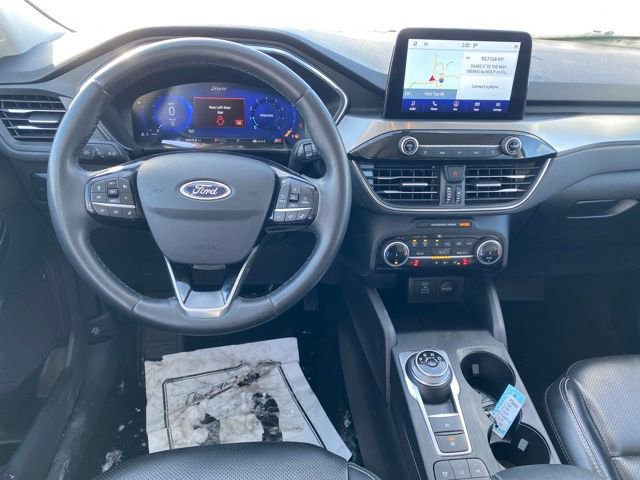 Used 2022 Ford Escape Titanium image 7