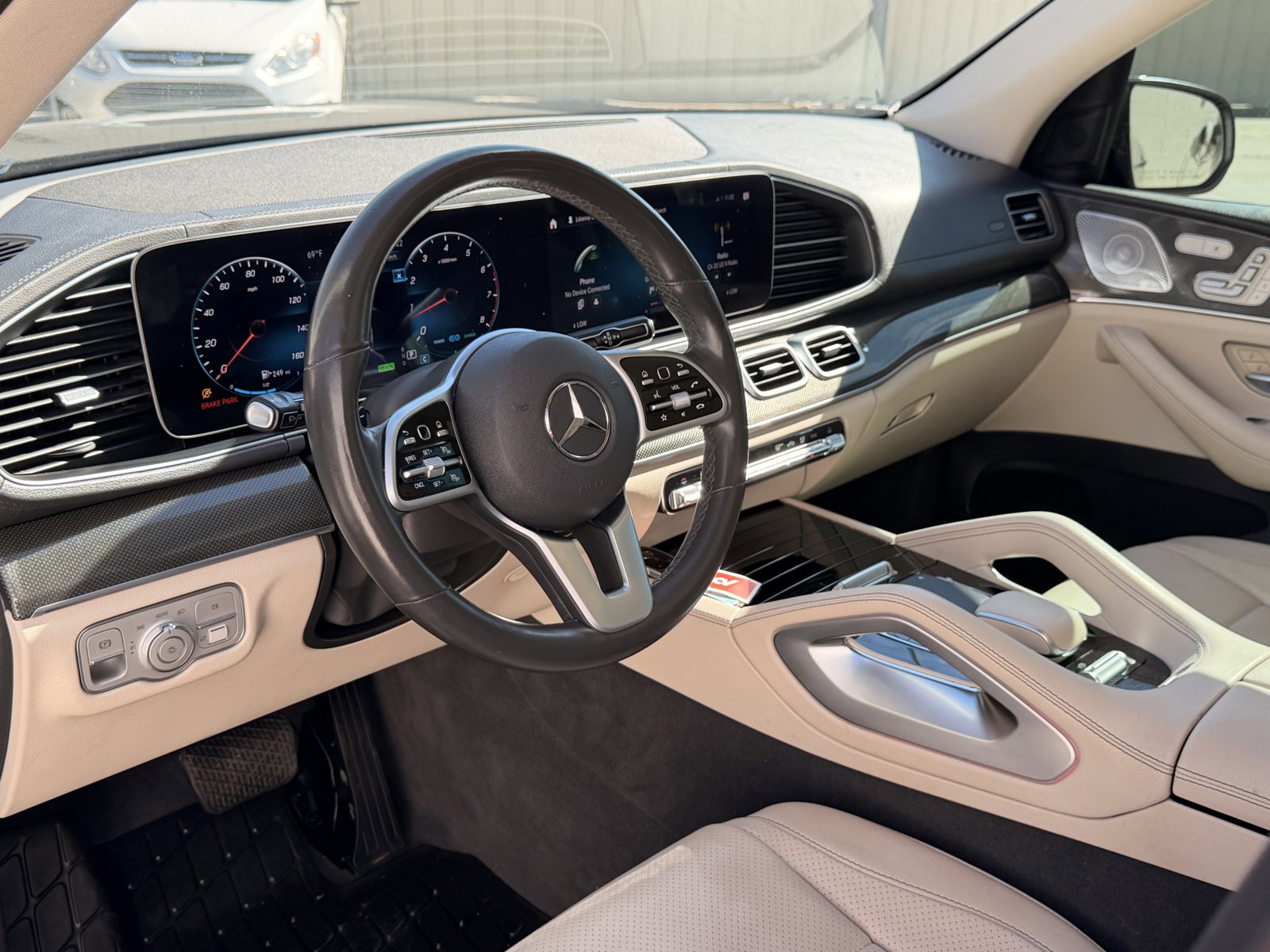 Used 2020 Mercedes-Benz GLS 450 4MATIC image 10