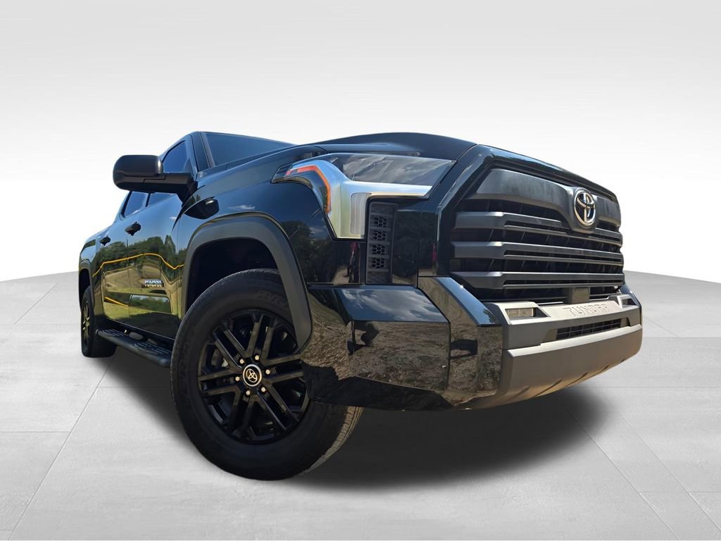 Used 2022 Toyota Tundra SR5 image 3