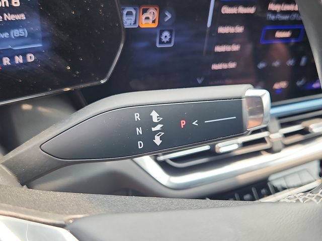 Used 2024 Chevrolet Equinox EV LT FWD image 14