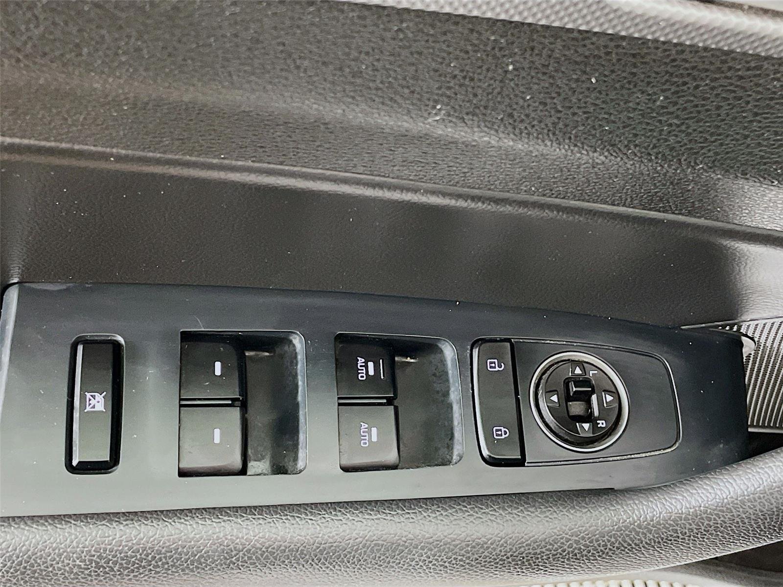 Used 2019 Hyundai Sonata SEL FWD image 22