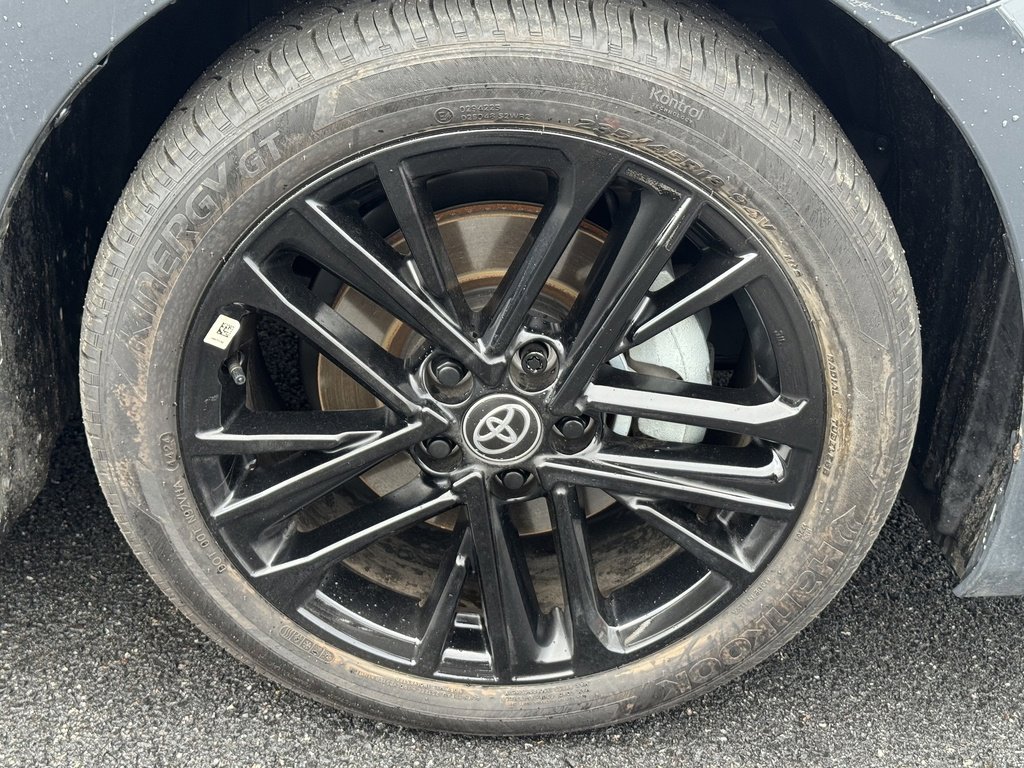 Used 2025 Toyota Camry SE w/ Convenience Package image 24