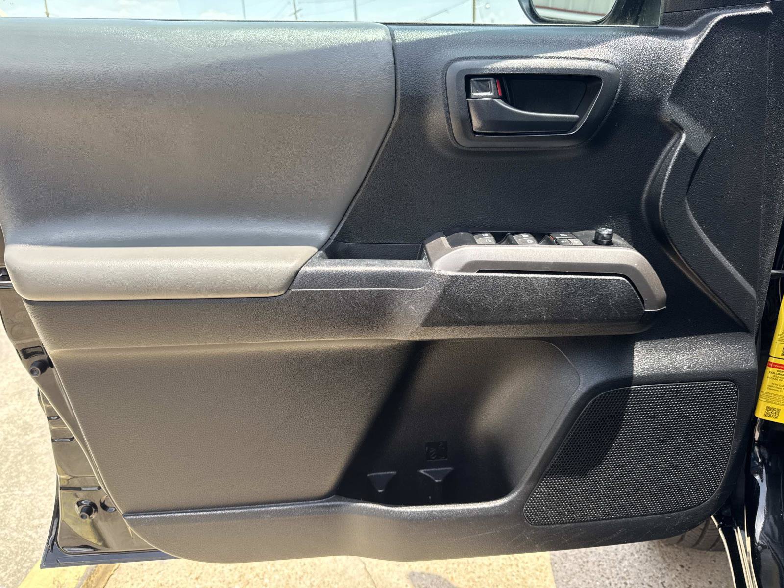 Used 2023 Toyota Tacoma SR5 RWD image 18