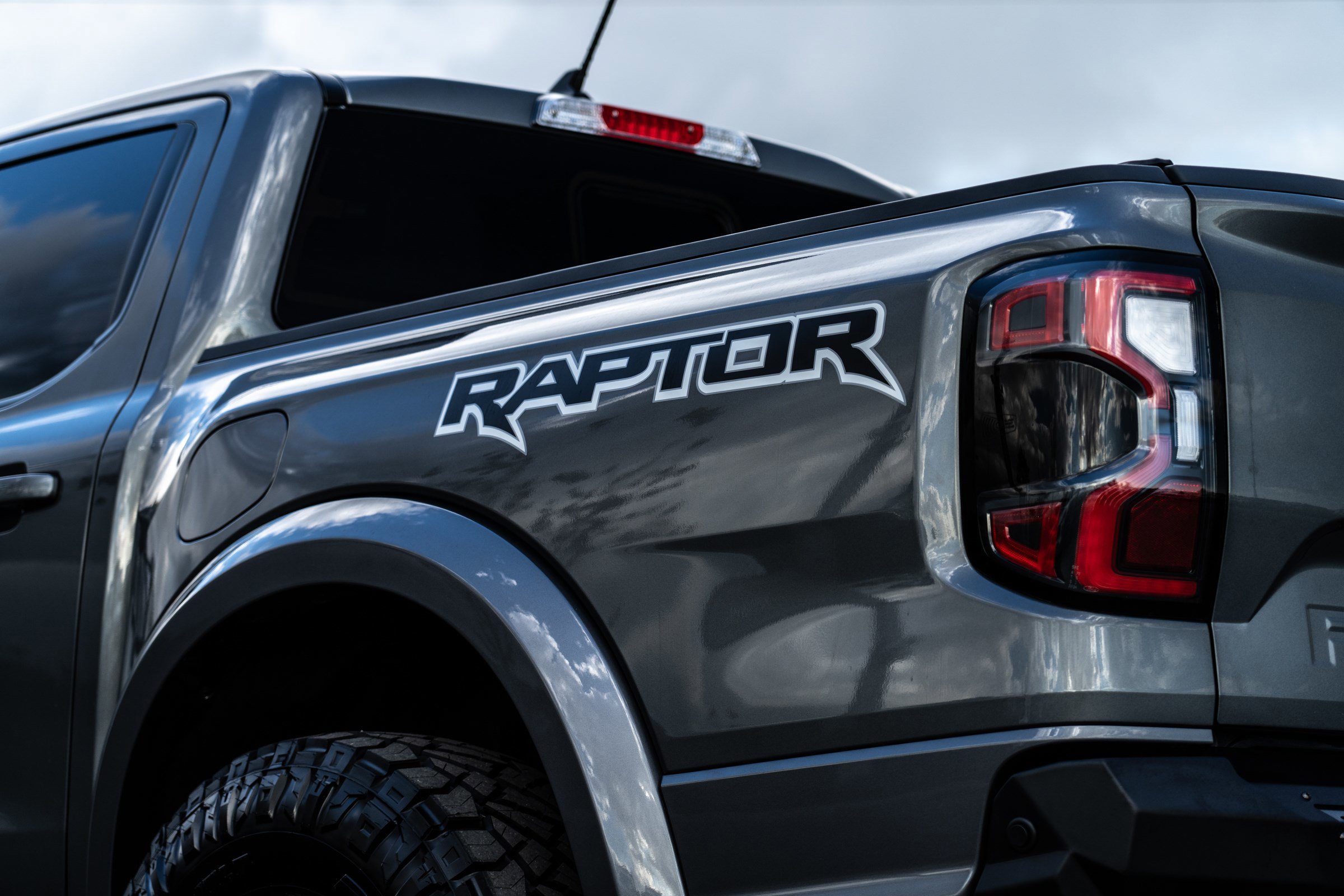 New 2025 Ford Ranger Raptor image 41
