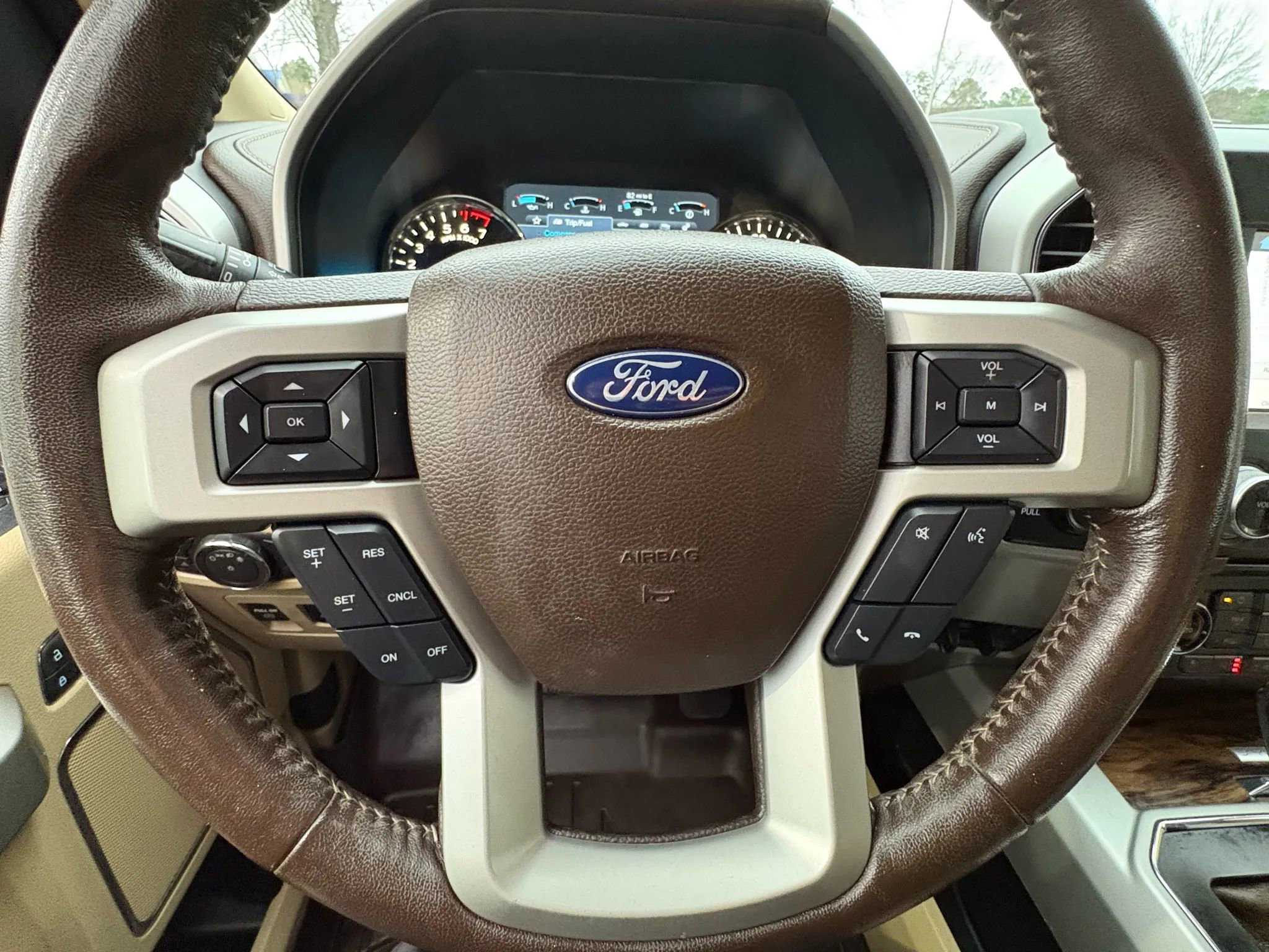 Used 2018 Ford F150 Lariat w/ Equipment Group 502A Luxury image 36