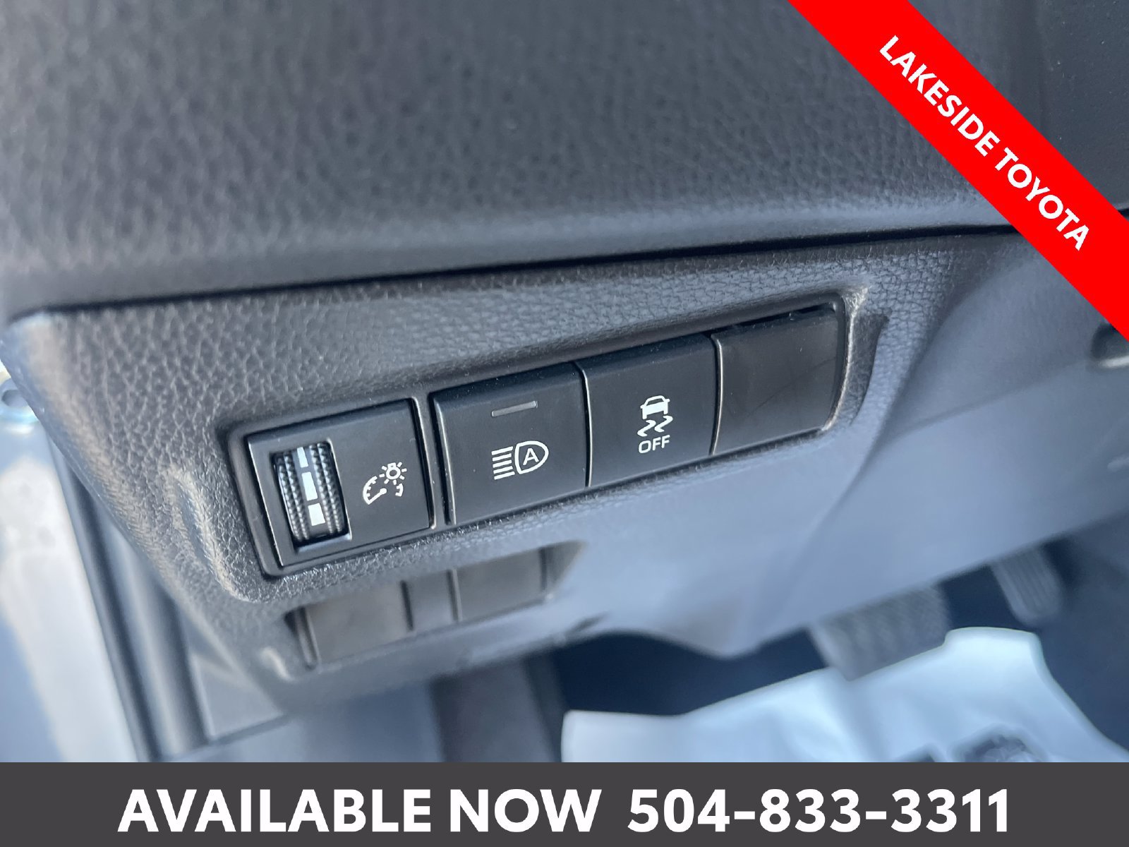 Certified 2026 Toyota Corolla Cross XLE FWD image 26