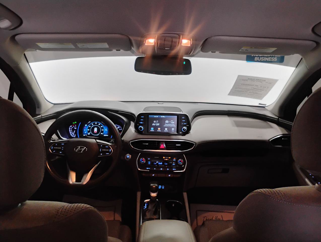 Used 2019 Hyundai Santa Fe SEL FWD image 18
