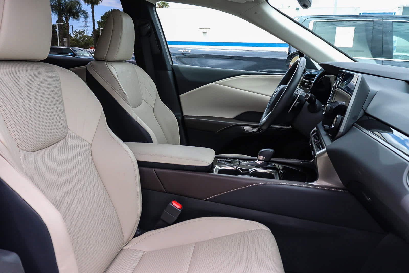 Used 2023 Lexus RX 350 FWD w/ Cold Area Package image 23
