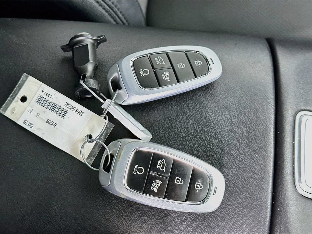 Used 2023 Hyundai Santa Fe SEL w/ Premium Package AWD/4WD image 36