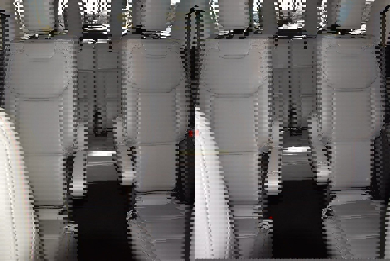 Certified 2025 Ford Explorer Active w/ Active Comfort Package image 21