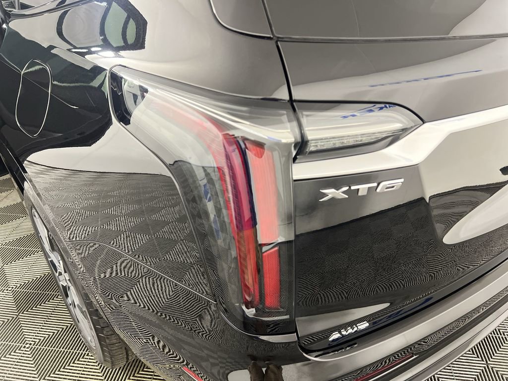 Certified 2025 Cadillac XT6 Sport w/ Platinum Package AWD/4WD image 38