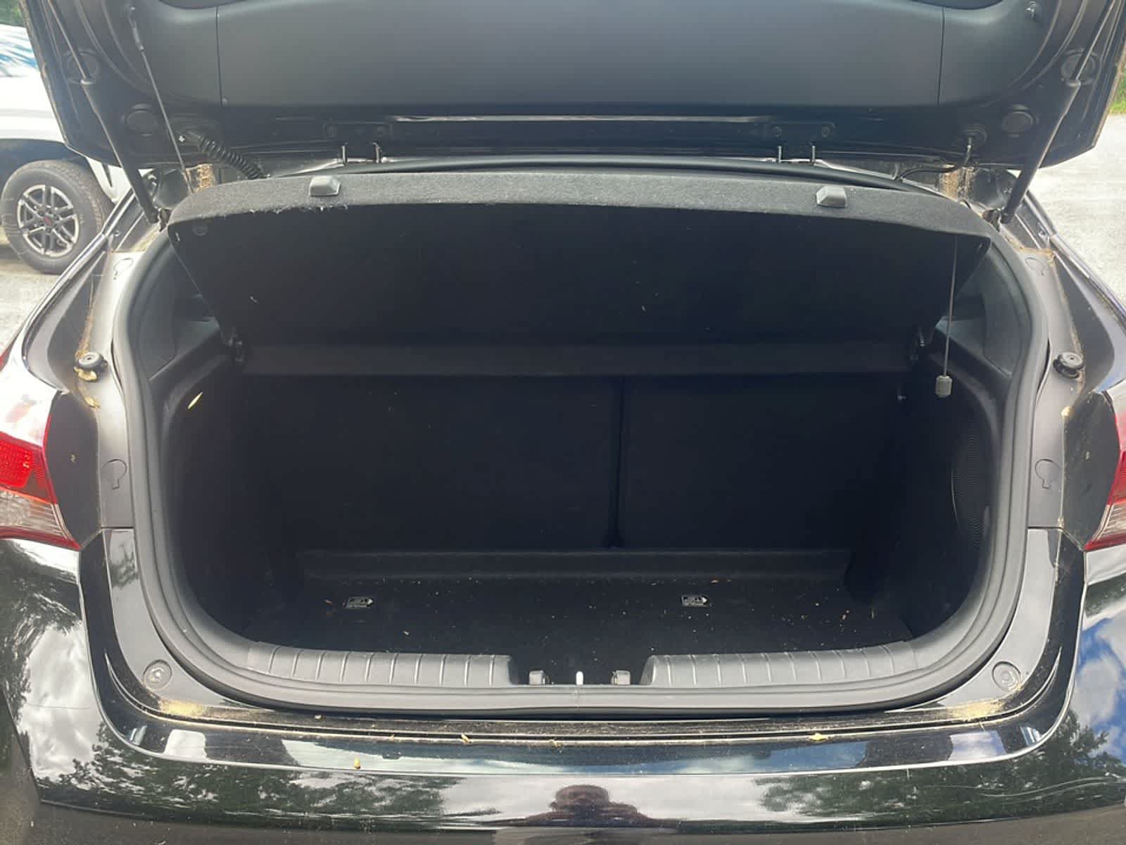 Used 2019 Hyundai Veloster 2.0 Premium FWD image 6