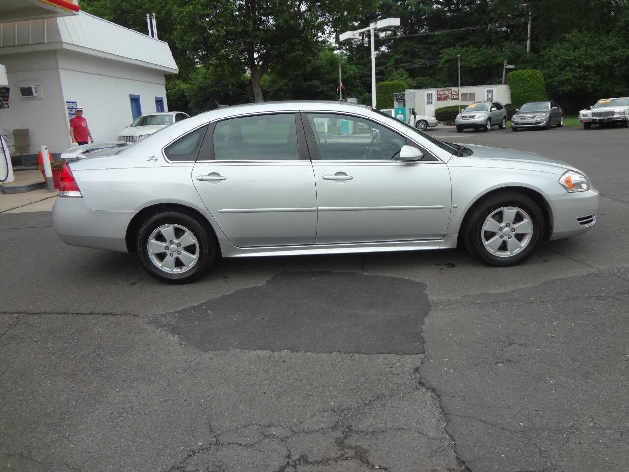 Used 2009 Chevrolet Impala LT w/ Luxury Edition Package image 5