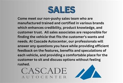 Used 2021 Chevrolet Traverse RS image 12