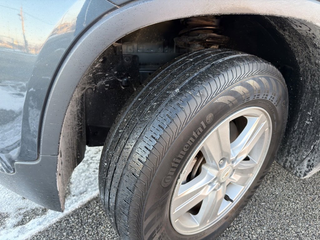 Used 2021 Chevrolet Trax LT w/ LT Convenience Package image 15