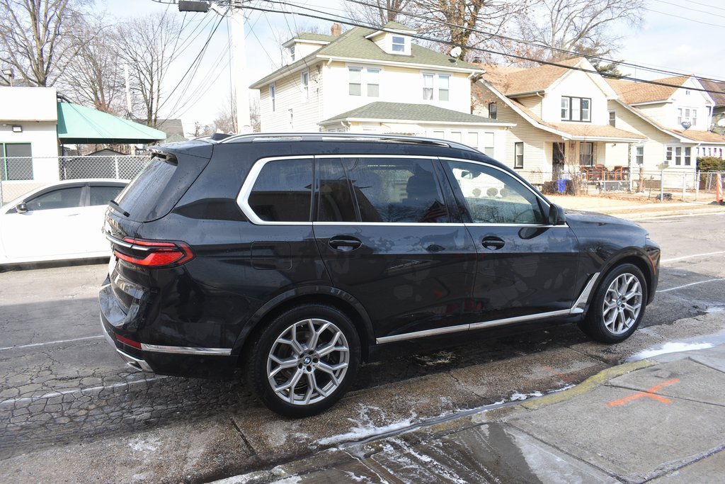 Used 2025 BMW X7 xDrive40i image 5