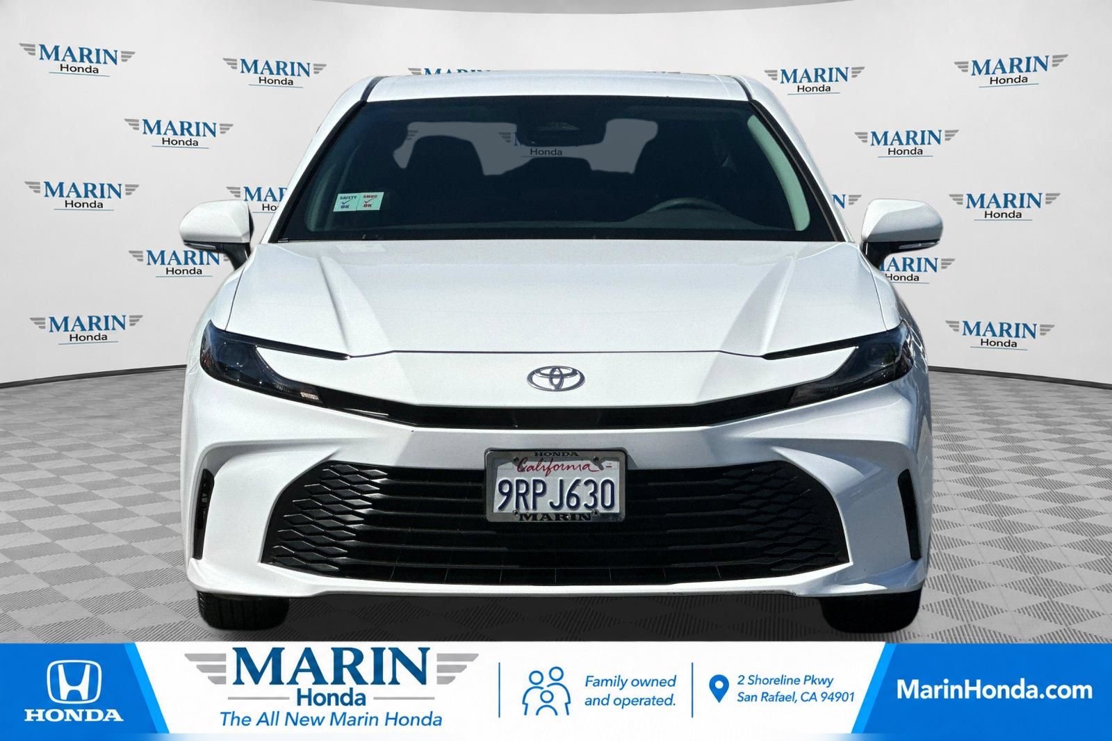 Used 2025 Toyota Camry LE w/ Convenience Package FWD image 9