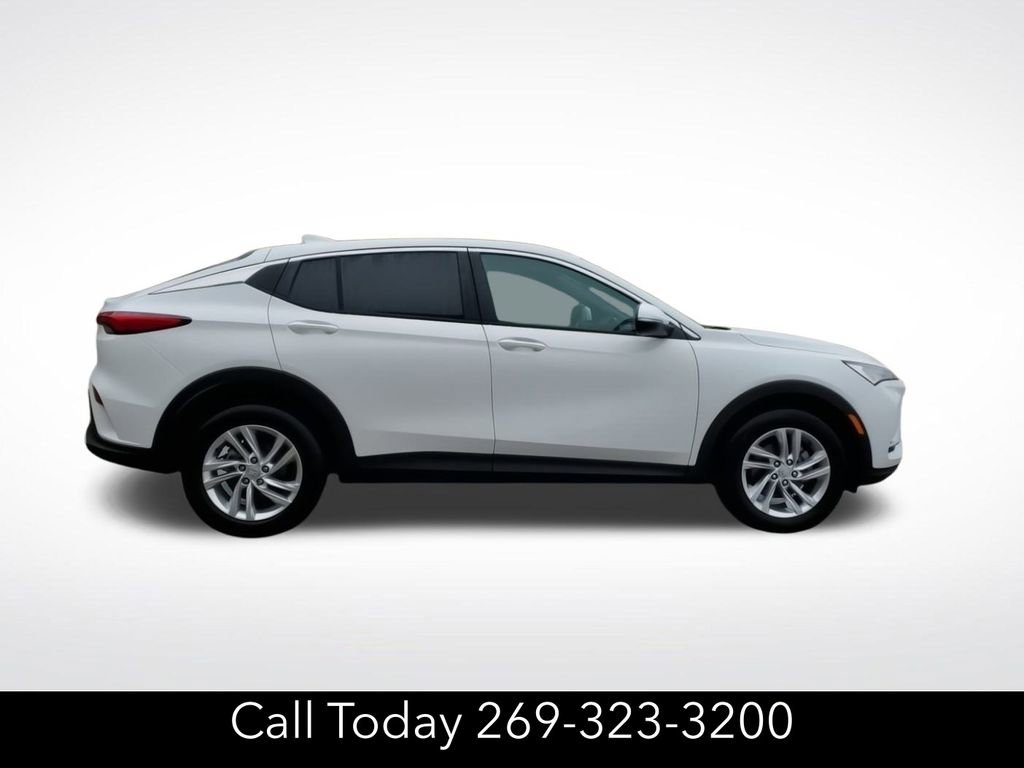 New 2025 Buick Envista Preferred w/ Advanced Safety Package image 9