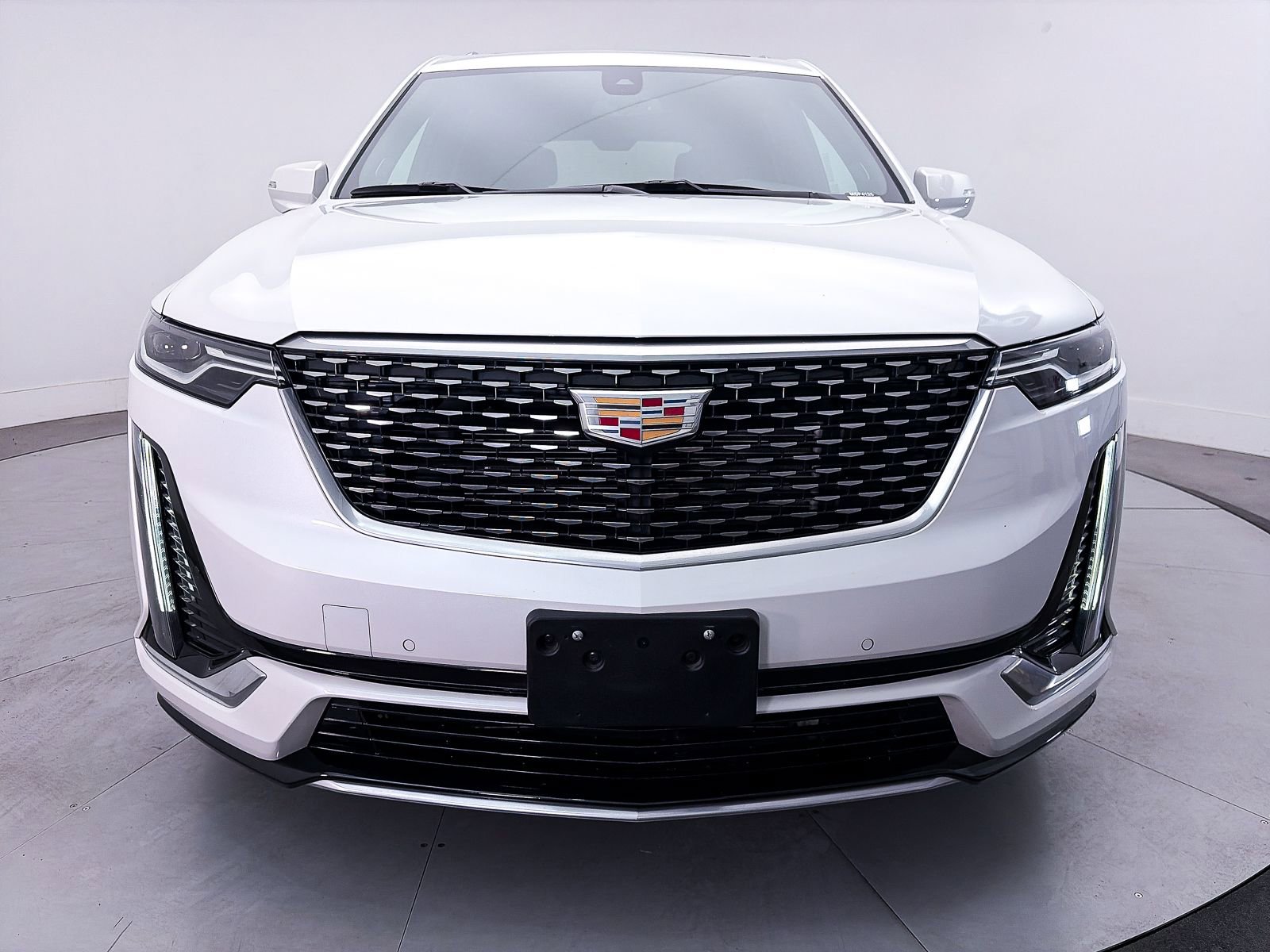 Used 2023 Cadillac XT6 Premium Luxury FWD image 12