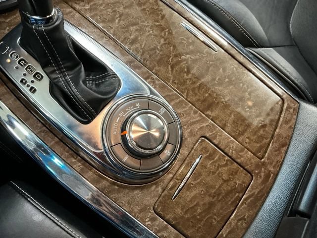 Used 2017 INFINITI QX80 4WD w/ Driver Assistance Package image 23