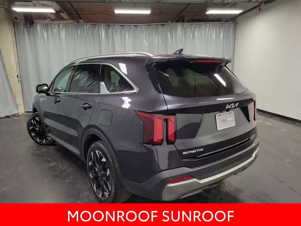 Used 2025 Kia Sorento SX image 6