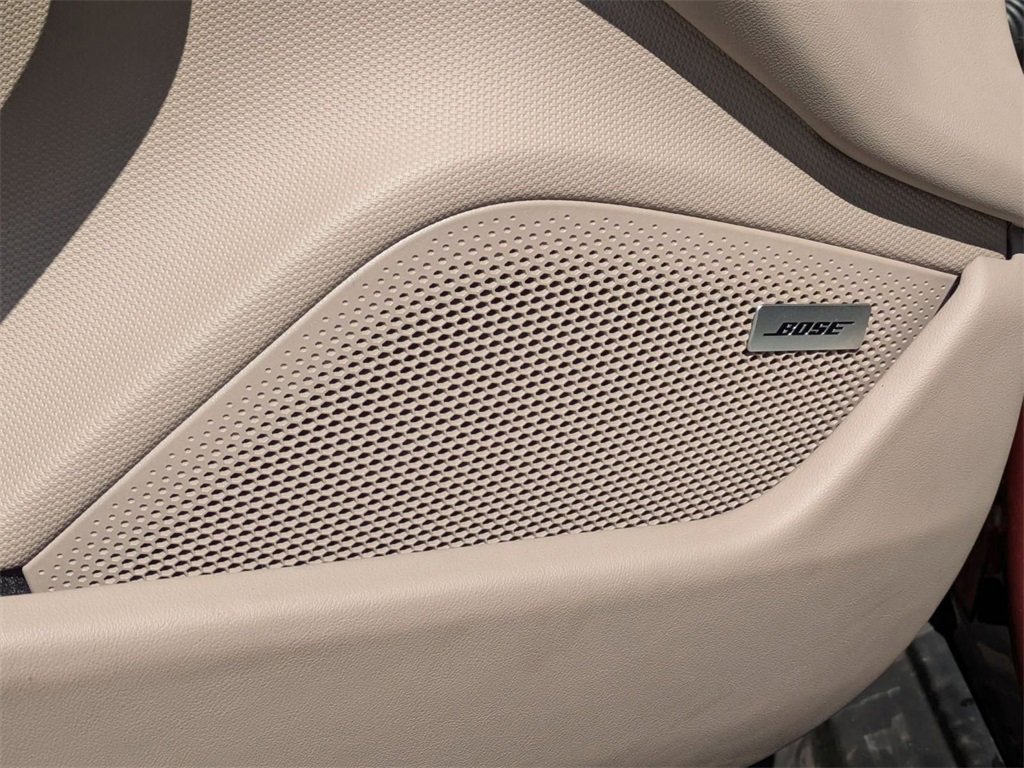 Used 2021 Porsche Taycan 4S image 17