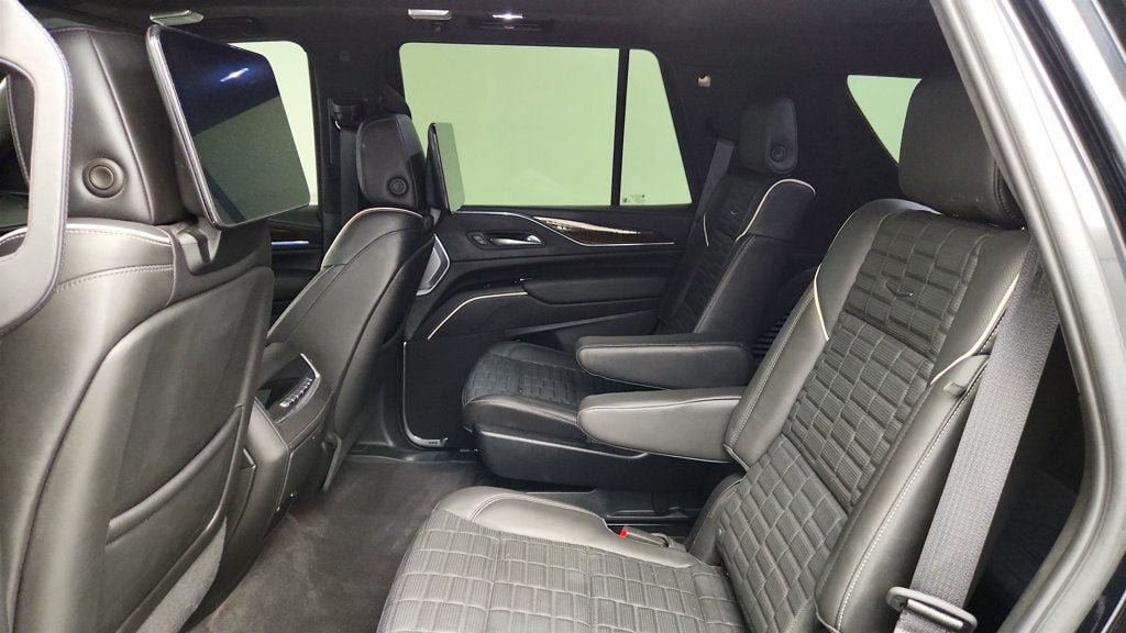 Used 2024 Cadillac Escalade Sport Platinum w/ LPO, ONYX Package AWD/4WD image 21