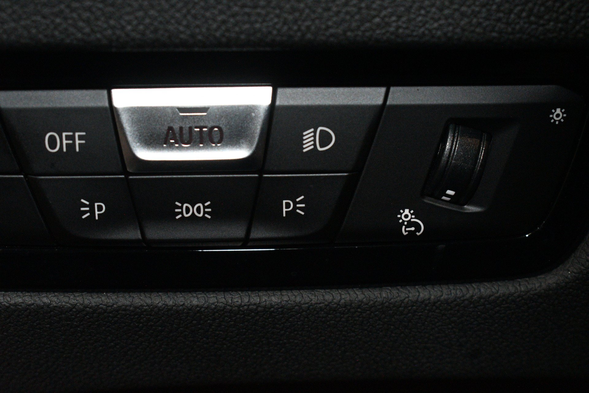 Used 2023 BMW M340i xDrive AWD/4WD image 39