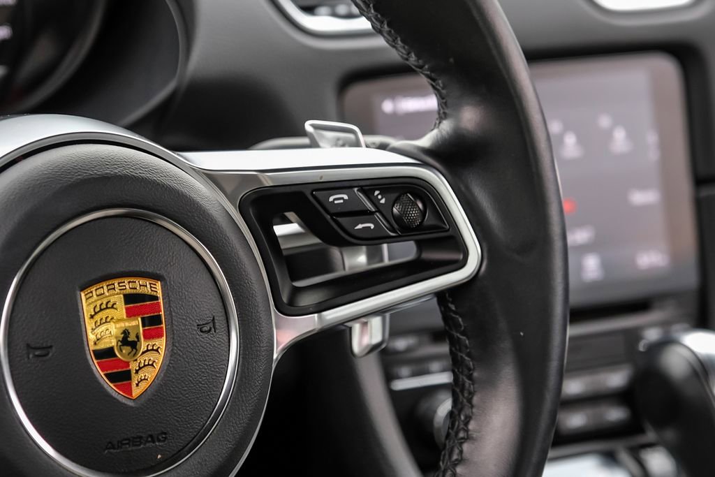 Used 2022 Porsche 718 Cayman RWD image 19