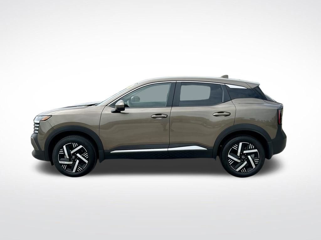 Used 2025 Nissan Kicks SV FWD image 8