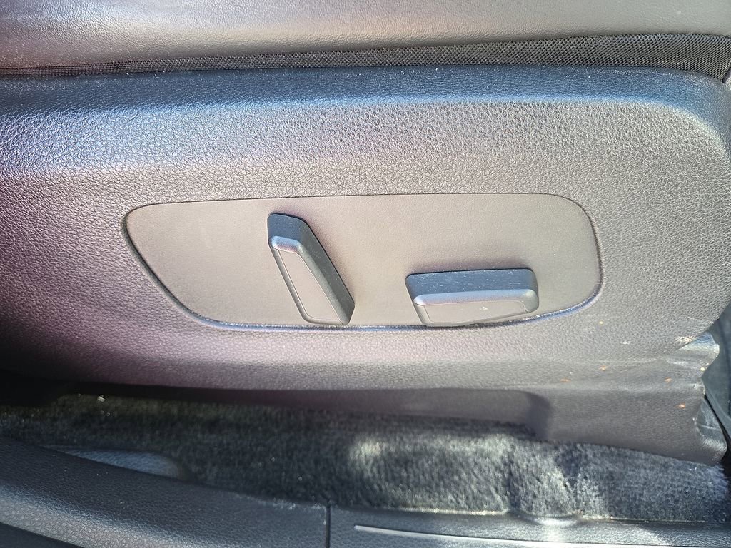 Used 2022 Kia Carnival SX image 15